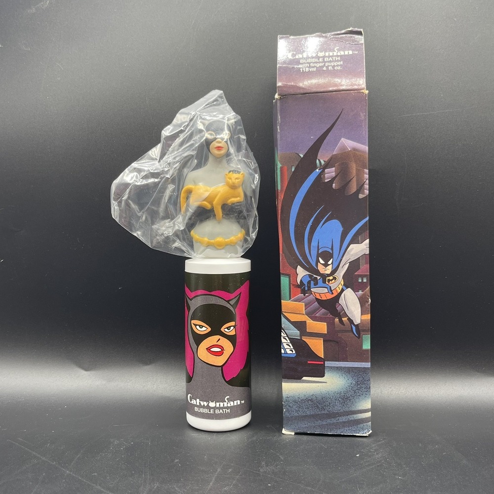 Avon Batman Non Tear Shampoo 4 Oz With Finger Puppet Catwoman